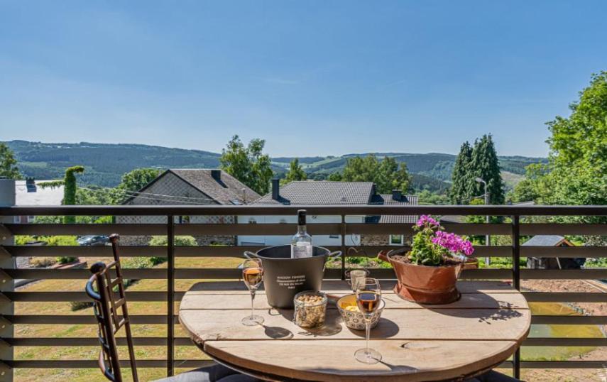 Le Chalet De Pepere Stavelot Kültér fotó